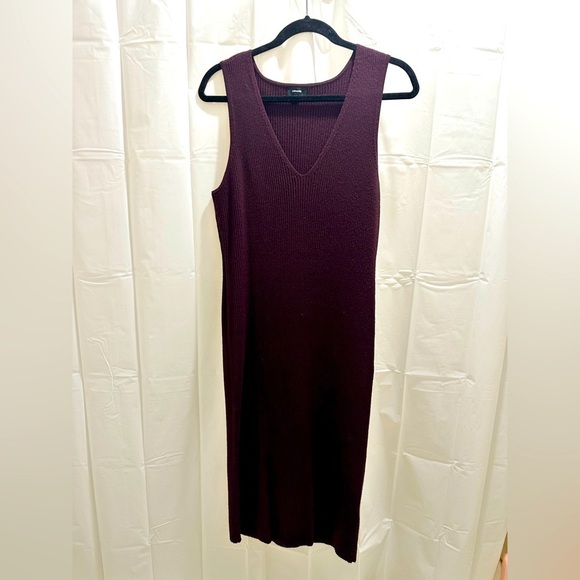 Express Dresses & Skirts - Express Elegant Burgundy Sleeveless Dress NWOT
